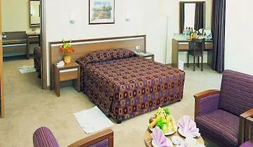Queens Park Hotel