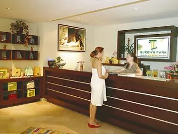 Queens Park Hotel